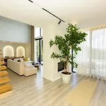 30 Villa Kote