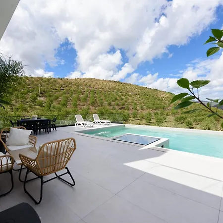 Villa 30 Luxury Place Vlore