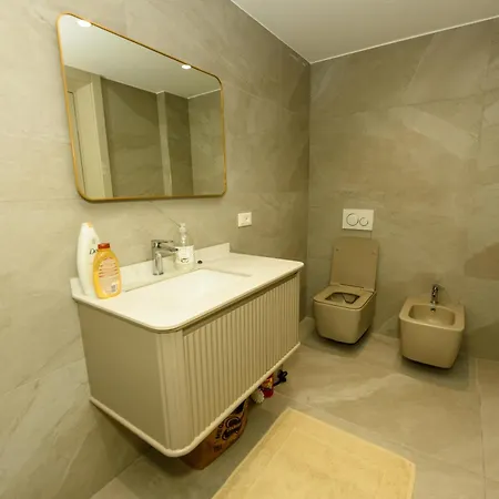 30 Luxury Place Vlore Villa *