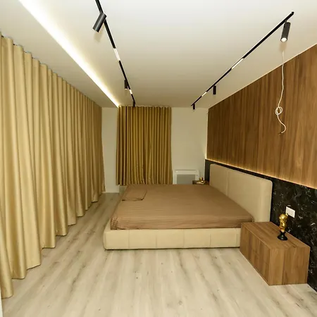 30 Luxury Place Vlore * Fshati i Ri