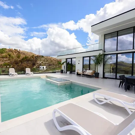 30 Luxury Place Vlore Villa *