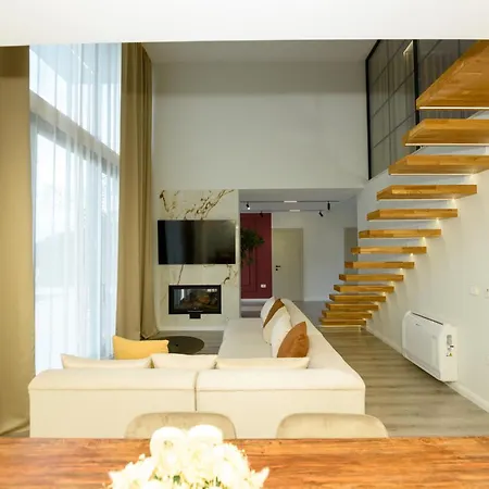 30 Villa Kote