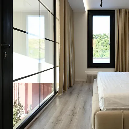 Villa 30 Luxury Place Vlore *