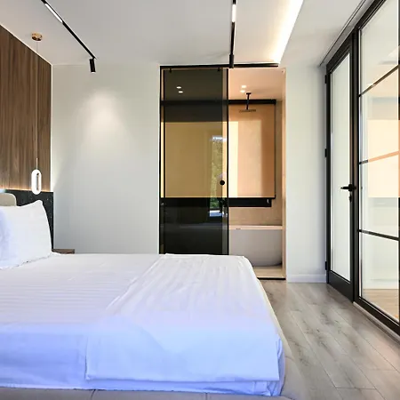 Villa 30 Luxury Place Vlore