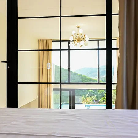 30 Luxury Place Vlore Villa