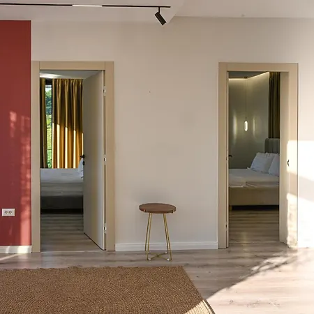 30 Luxury Place Vlore