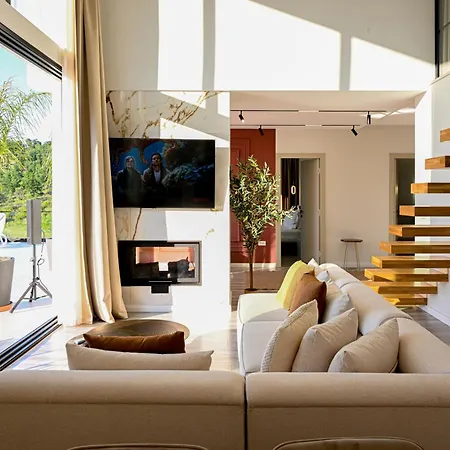 Villa 30 Luxury Place Vlore *