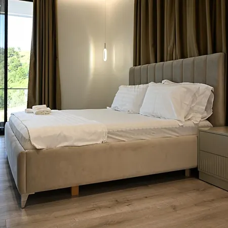 Villa 30 Luxury Place Vlore Fshati i Ri