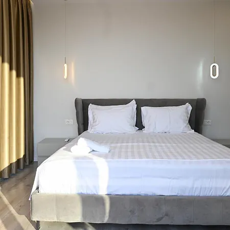 30 Luxury Place Vlore Fshati i Ri