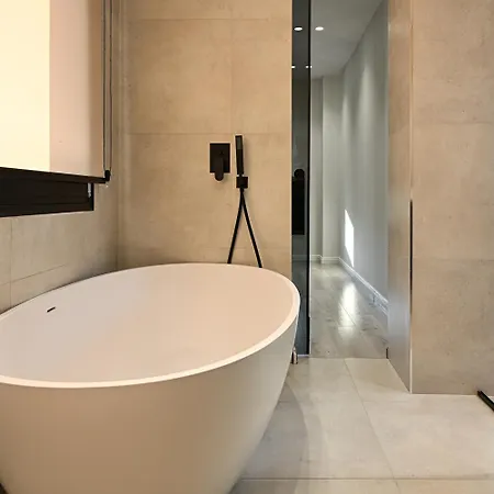 30 Luxury Place Vlore *